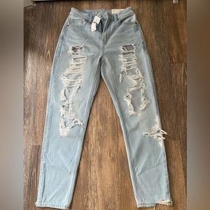 American Eagle - Mom fit jeans Size 00